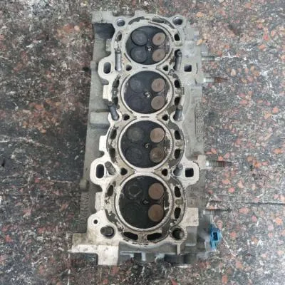 Ford Fiesta 1.4 Benzin Silindir Kapağı