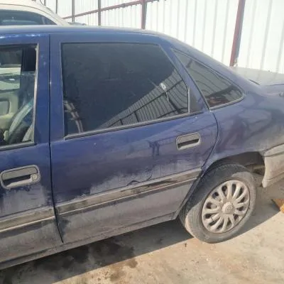 Opel Vectra Sol Arka Kapı