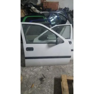 Opel Vectra A Sağ Ön Kapı